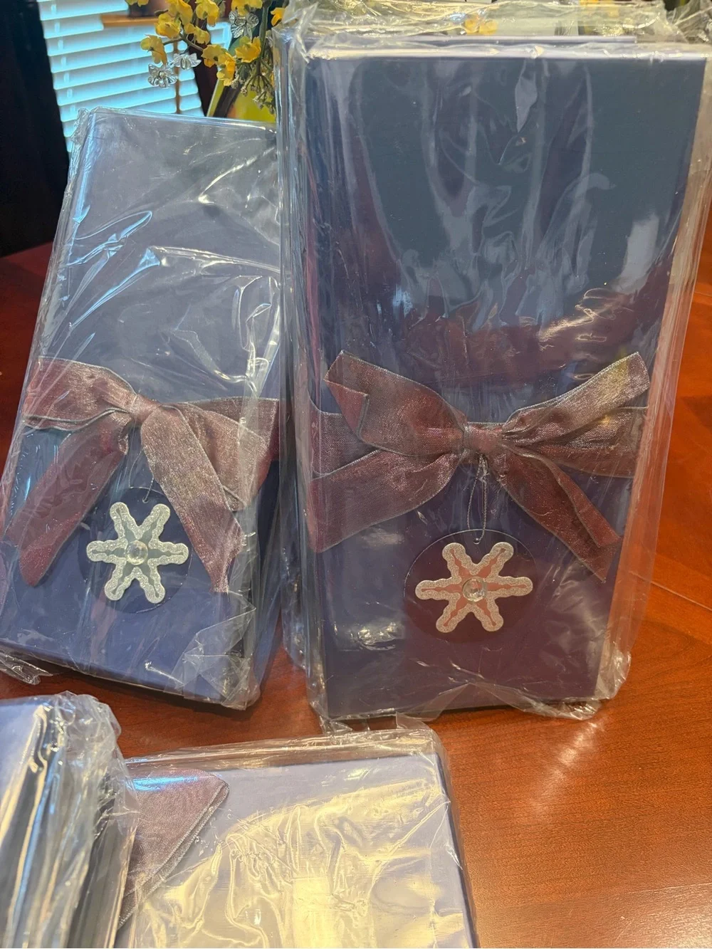 Elegantl Decorative Blue Holiday Gift Boxes with Bow